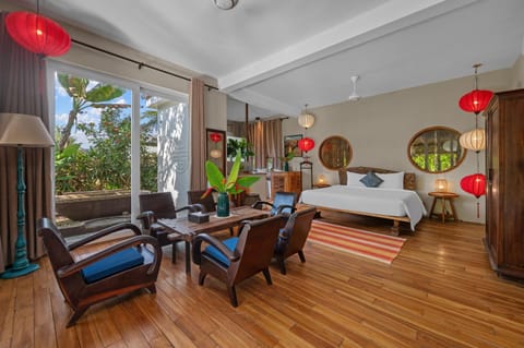 Bed, Seating area, Bedroom