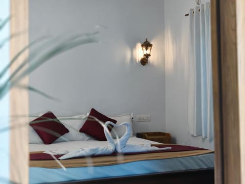 Garden, Bedroom