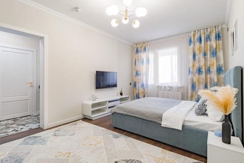 Property building, TV and multimedia, Bedroom