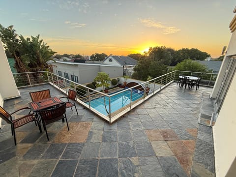 Patio, View (from property/room), Balcony/Terrace, Balcony/Terrace, Pool view, Swimming pool, Sunrise, Sunset