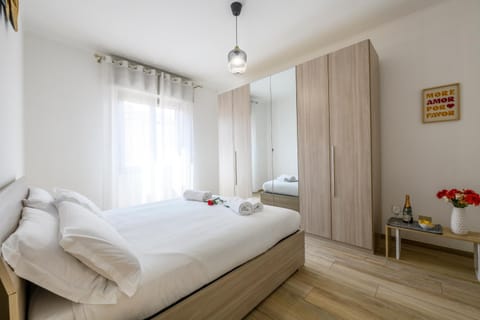 Bed, Bedroom, wardrobe