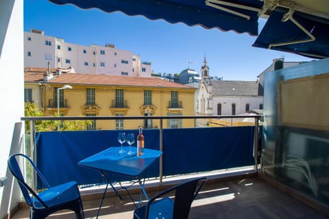 Property building, Balcony/Terrace