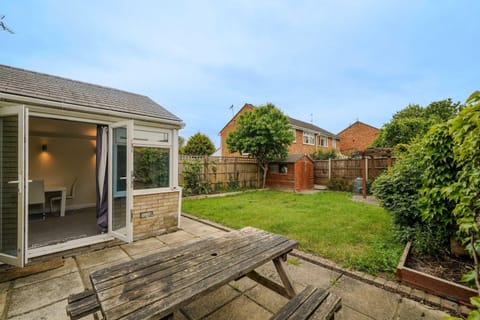Garden, Dining area, Garden view