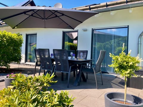 Garden, Balcony/Terrace