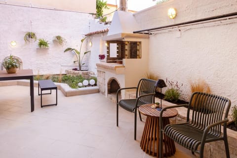 Property building, Garden, Garden view