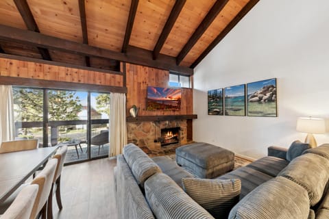 TV and multimedia, Living room, fireplace, furniture