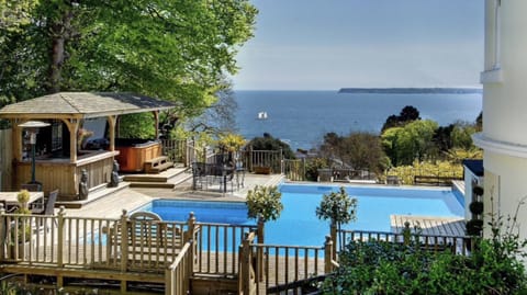 Sea view, Swimming pool