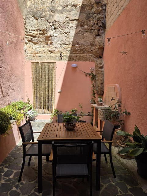 Patio, Garden