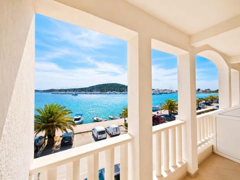 Day, Natural landscape, View (from property/room), Balcony/Terrace, Sea view
