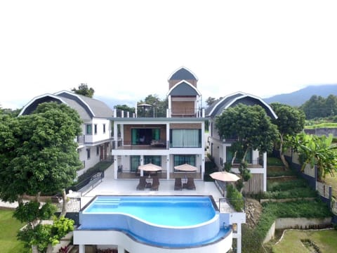 Property building, Swimming pool