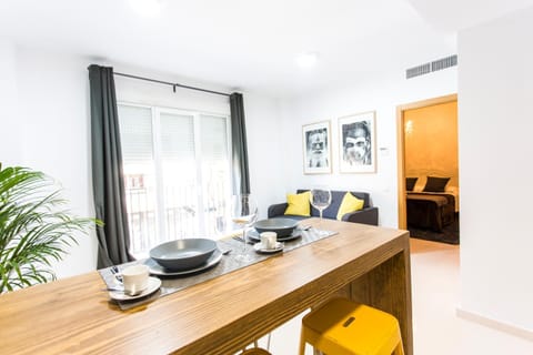 Kitchen or kitchenette, Living room, Dining area