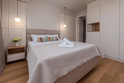 Bed, Photo of the whole room, Bedroom, towels, wardrobe