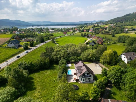 Property building, Spring, Day, Neighbourhood, Natural landscape, Bird's eye view, Mountain view