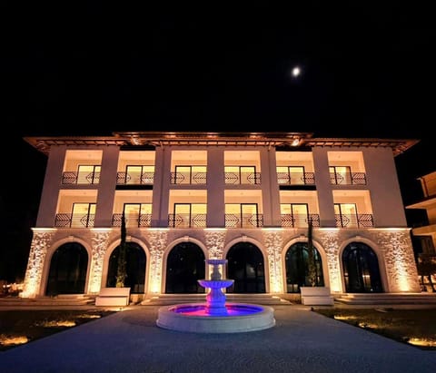 Property building, Night