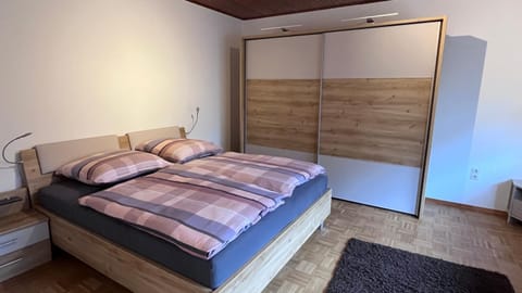 Bed, Photo of the whole room, Bedroom, wardrobe
