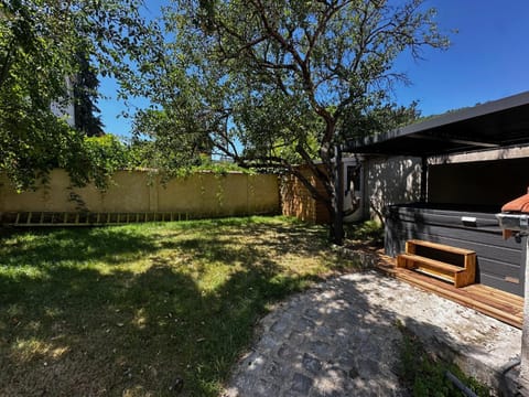 Garden, Spa and wellness centre/facilities, Garden view