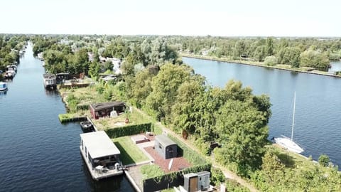 View (from property/room), View (from property/room), Garden view, Garden view, Lake view, Lake view