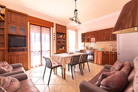 Kitchen or kitchenette, kitchen