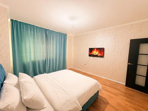 Bedroom, bunk bed