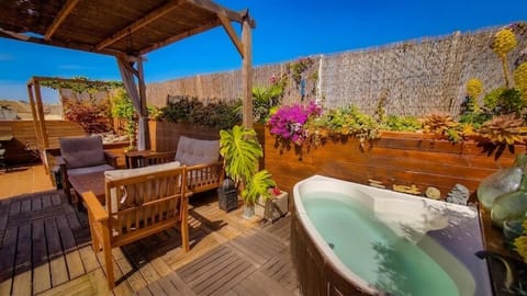 Balcony/Terrace, Spa and wellness centre/facilities, Swimming pool, Open Air Bath