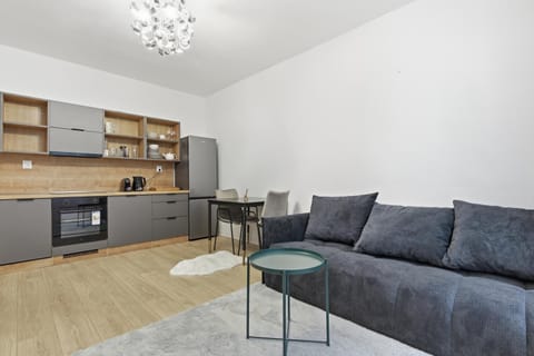 Seating area, Dining area, stove, kitchen