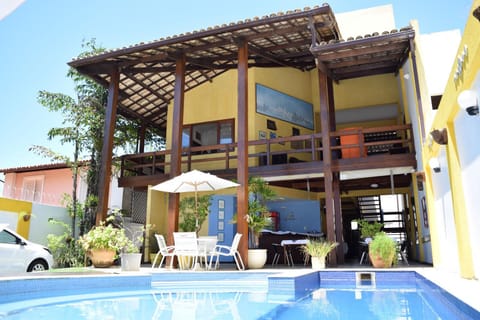 Area and facilities, Swimming pool