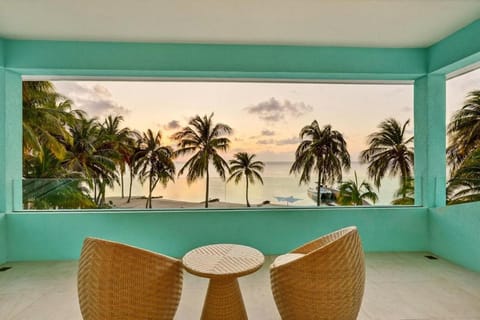 Natural landscape, Balcony/Terrace, Sea view