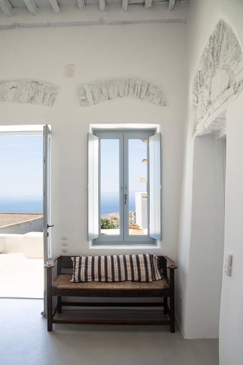Bed, Natural landscape, Photo of the whole room, Bedroom, Sea view