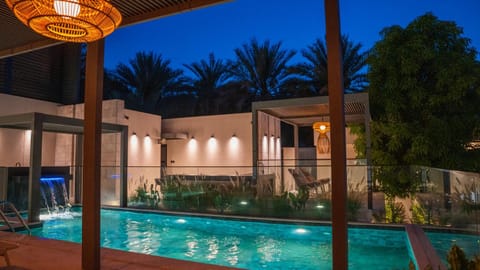 Swimming pool