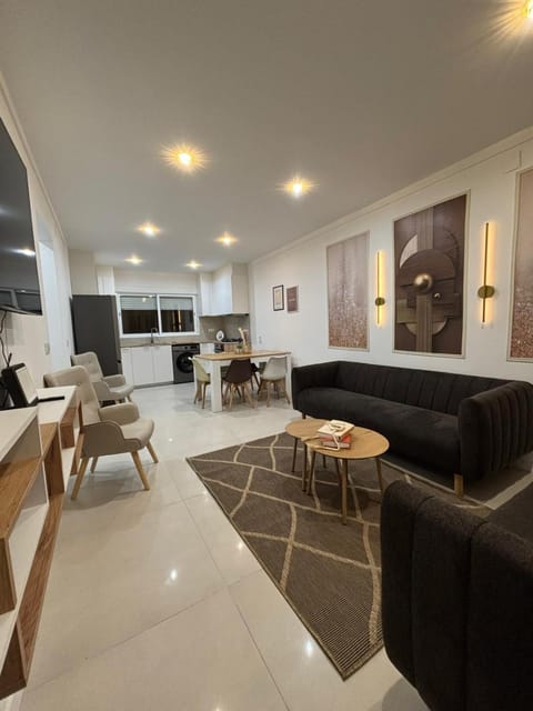 Communal lounge/ TV room, TV and multimedia, Living room