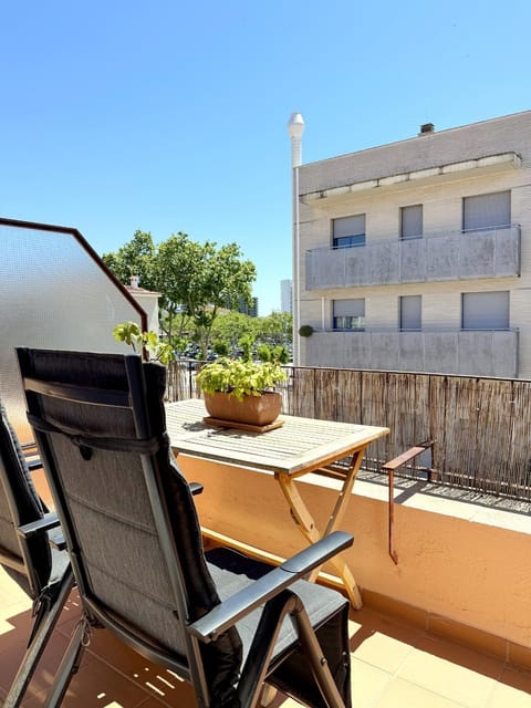 Balcony/Terrace, City view, Street view