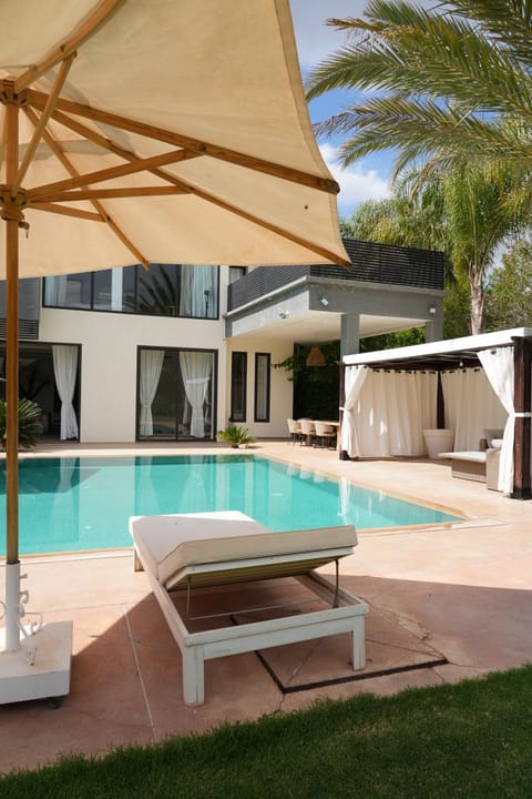 Patio, Pool view, Swimming pool
