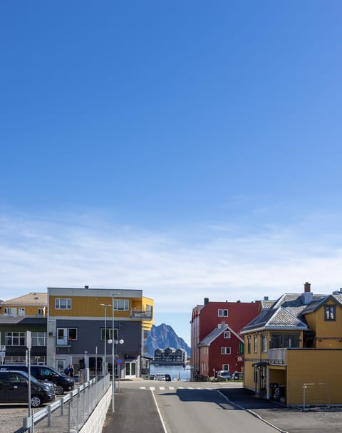 Property building, Day, City view, Street view