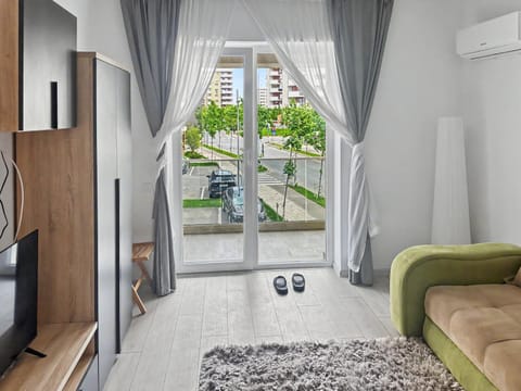 Balcony/Terrace, Living room