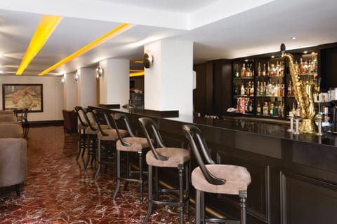 Lounge or bar