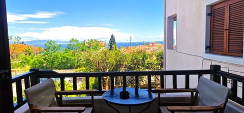 View (from property/room), Balcony/Terrace, Sea view