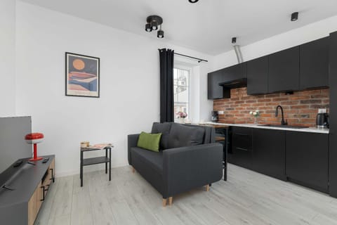 Kitchen or kitchenette, Seating area