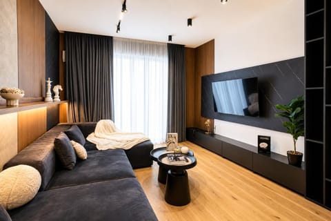 Communal lounge/ TV room, Living room, Seating area