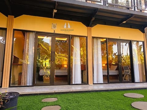 Property building, Balcony/Terrace