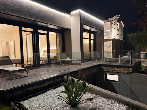 Property building, Balcony/Terrace