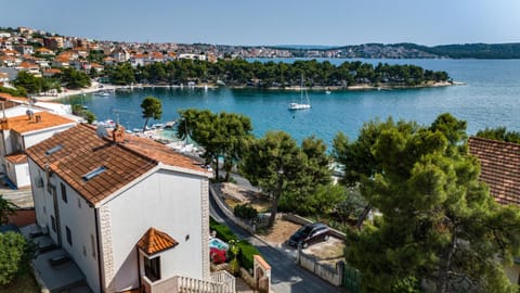 Property building, View (from property/room)