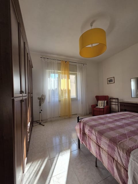 Bedroom, wardrobe
