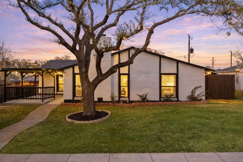 Property building, Garden view