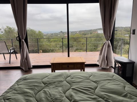 Bed, Garden, View (from property/room), Balcony/Terrace, Bedroom, Mountain view