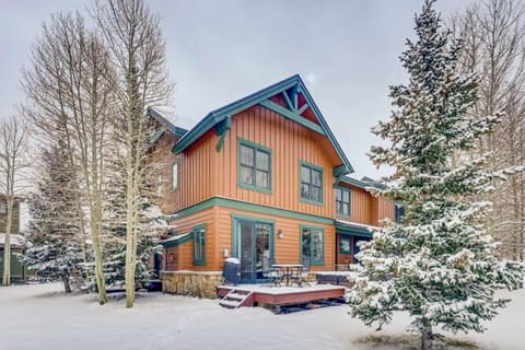 Property building, Day, Winter