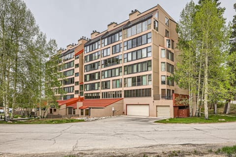 Property building, Spring, Day