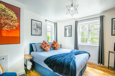 Bed, Photo of the whole room
