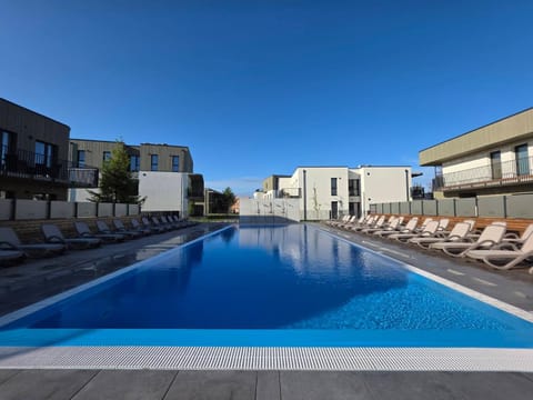 Swimming pool, sunbed