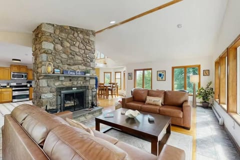 Natural landscape, View (from property/room), Living room, Seating area, fireplace
