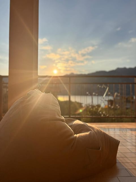 Balcony/Terrace, Lake view